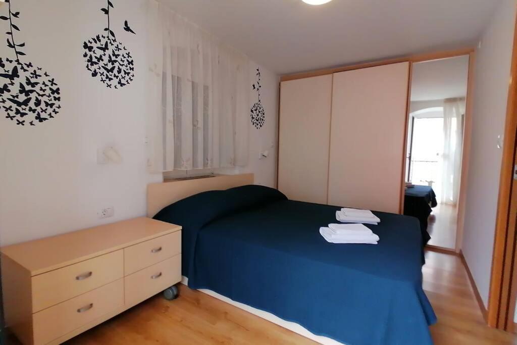 Apartment Veli Dvor Cres Exterior foto